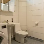 Holiday home Vaarapirtti - Taehti By Interhome