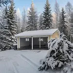Vaarapirtti - Taehti By Interhome