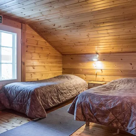 Holiday home Vaarapirtti - Taehti By Interhome *