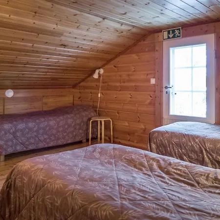 Holiday home Vaarapirtti - Taehti By Interhome *