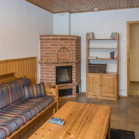 Holiday home Vaarapirtti - Taehti By Interhome