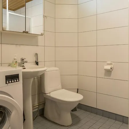 Holiday home Vaarapirtti - Taehti By Interhome