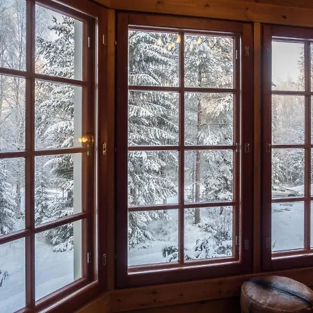 Vaarapirtti - Taehti By Interhome